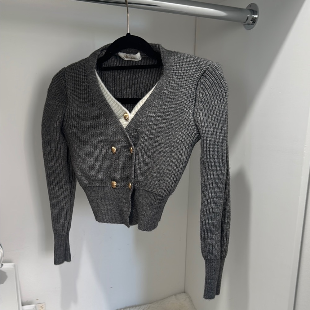 Gray V-Neck Ribbed Sweater